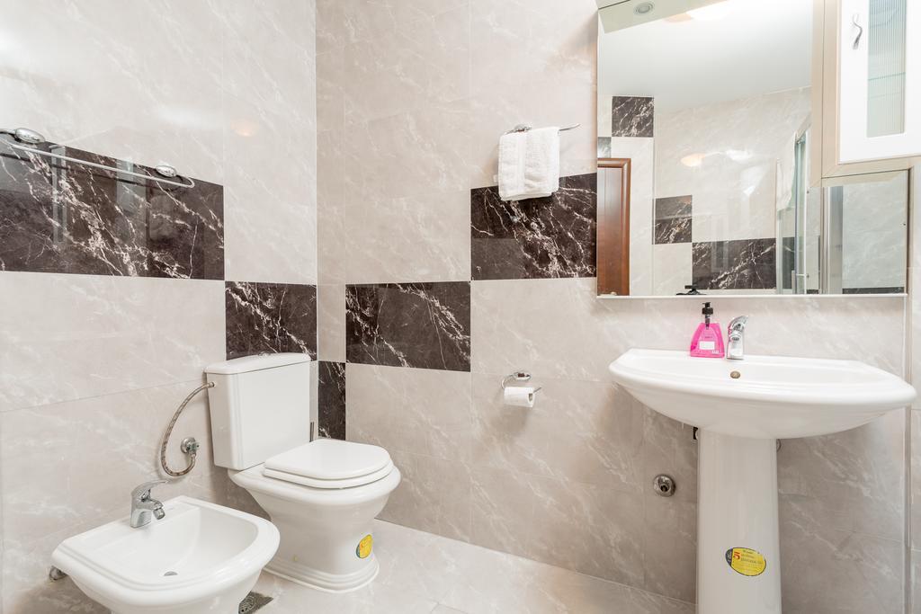 Adriatic Raf Apartments Budva Kültér fotó