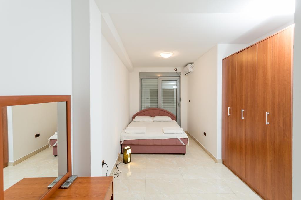 Adriatic Raf Apartments Budva Kültér fotó